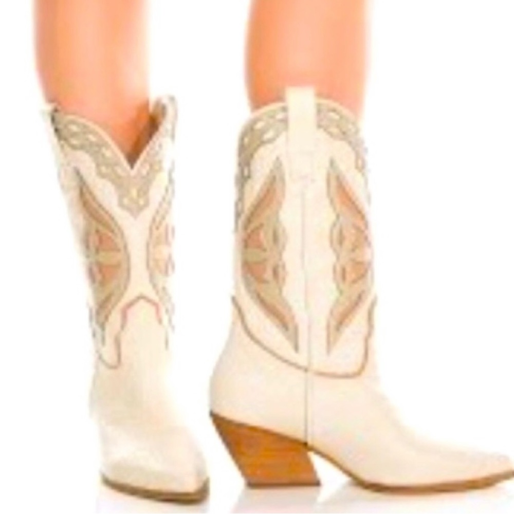 Steve Madden Wynter Western Boot Nwot